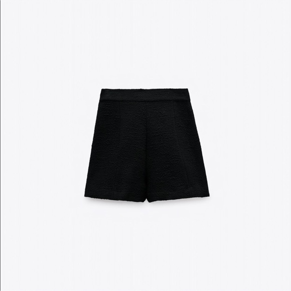 Zara Black Textured High Waisted Shorts with Gold Buttons - Picture 3 of 10